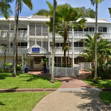 The White House Port Douglas Exterior photo