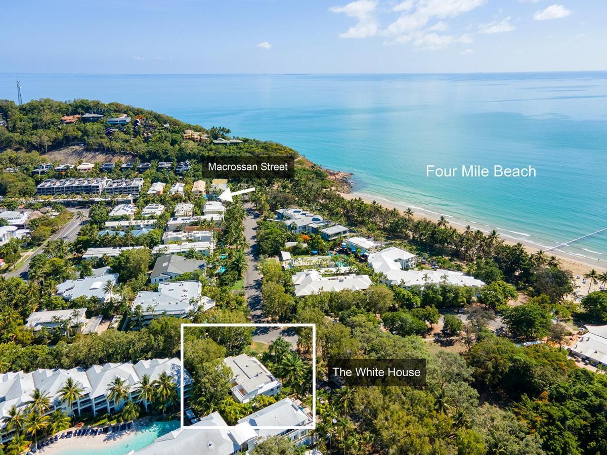 The White House Port Douglas Exterior photo