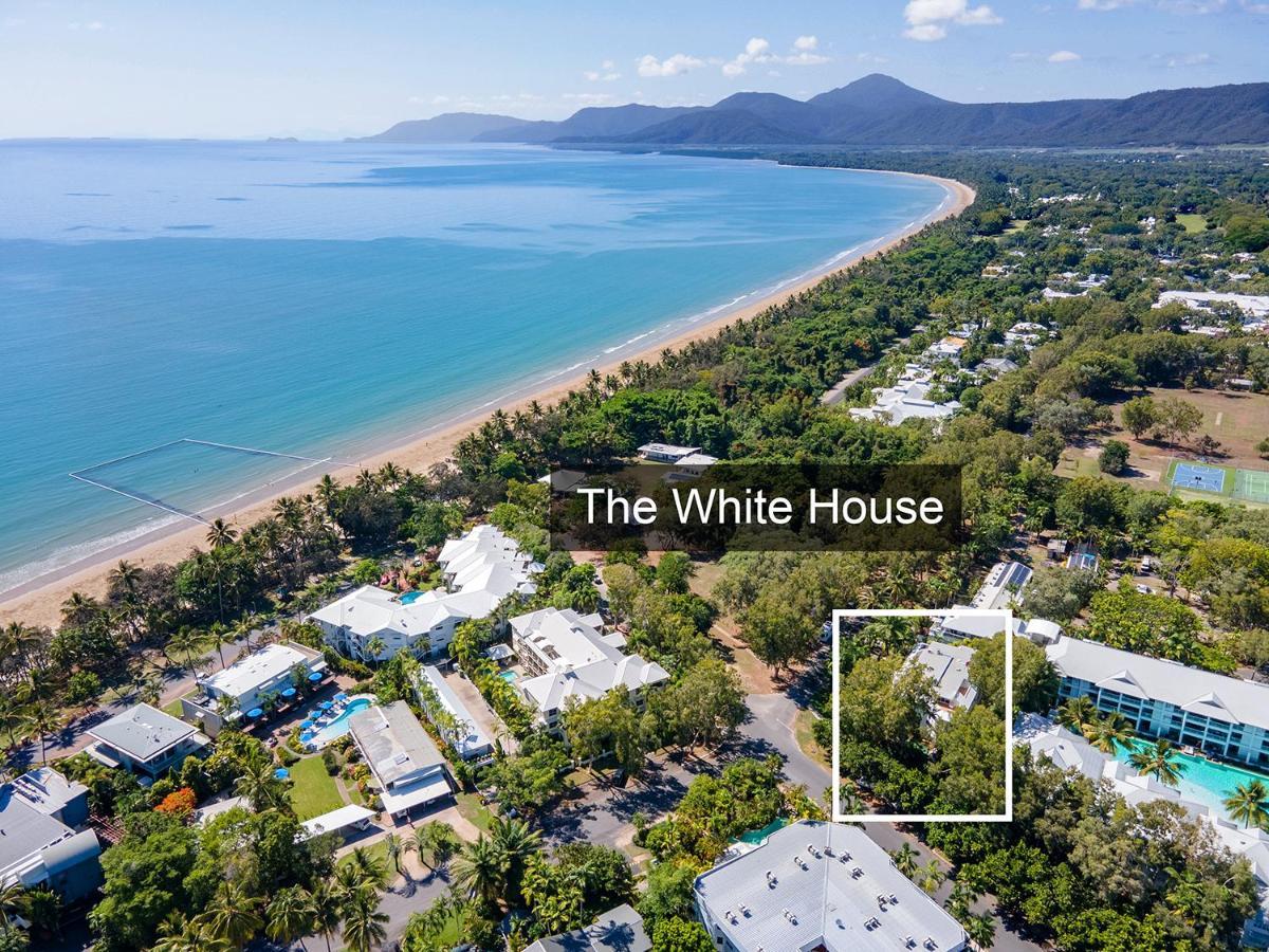 The White House Port Douglas Exterior photo