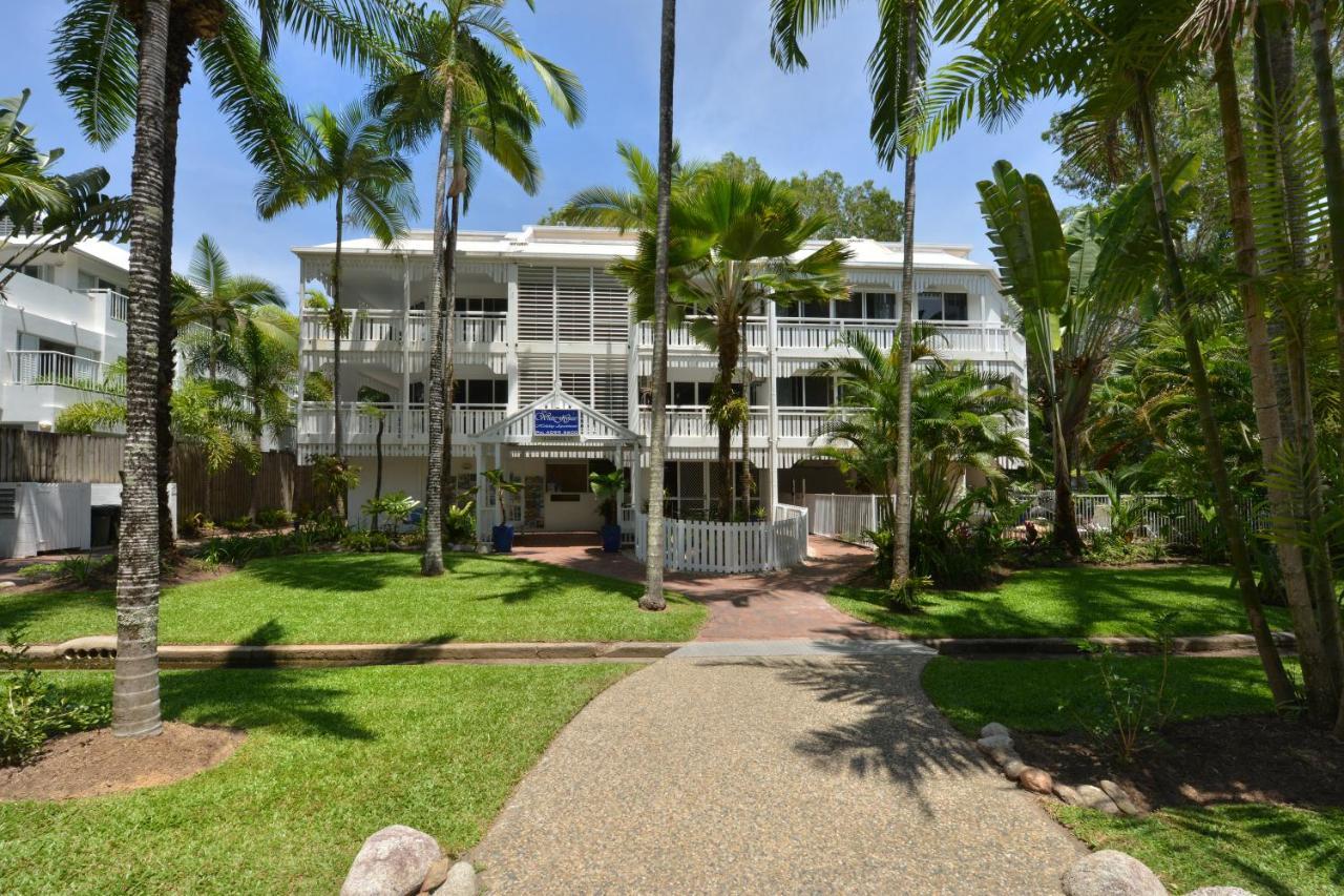 The White House Port Douglas Exterior photo